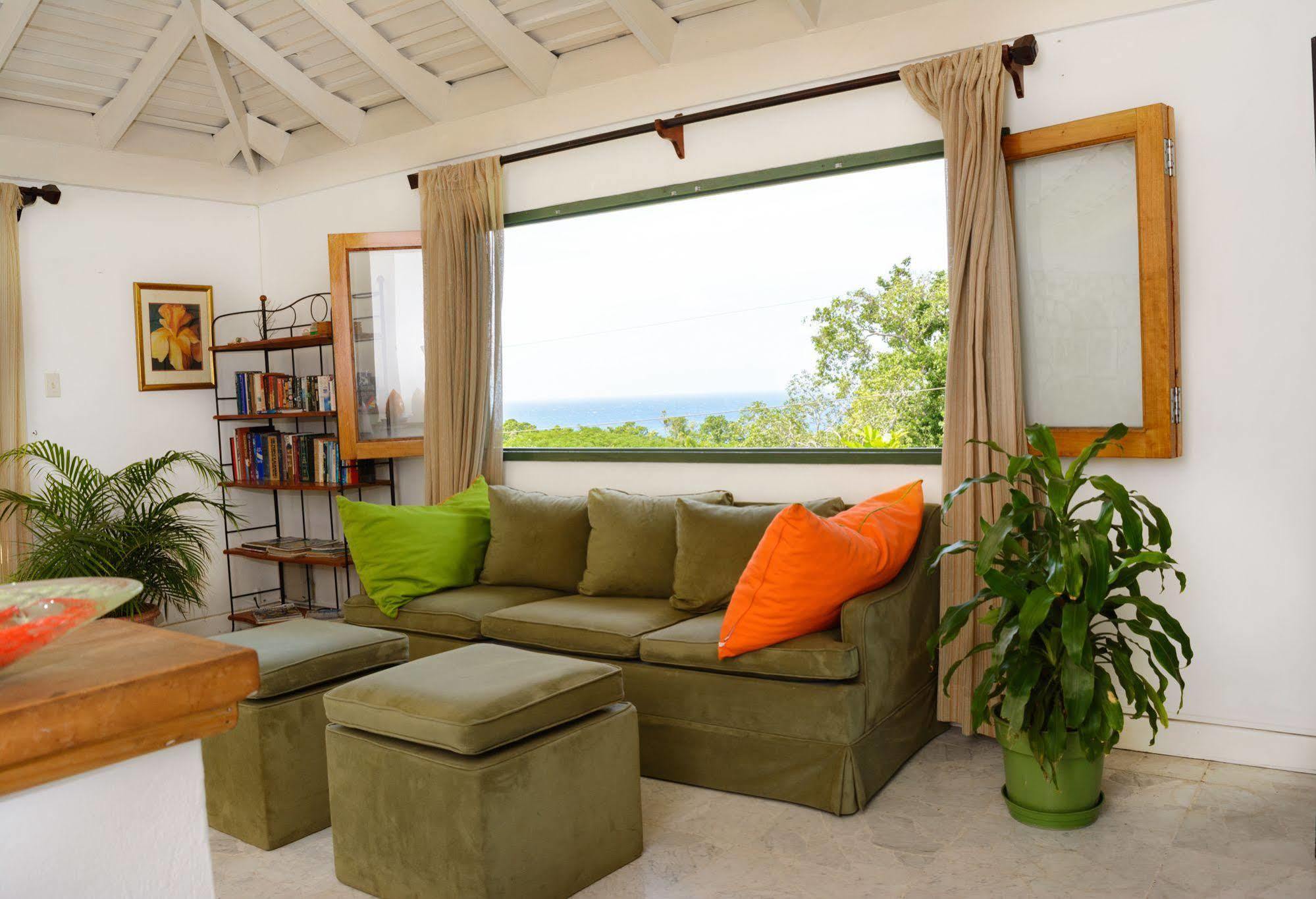Mynt Retreat Bed & Breakfast Montego Bay Eksteriør bilde